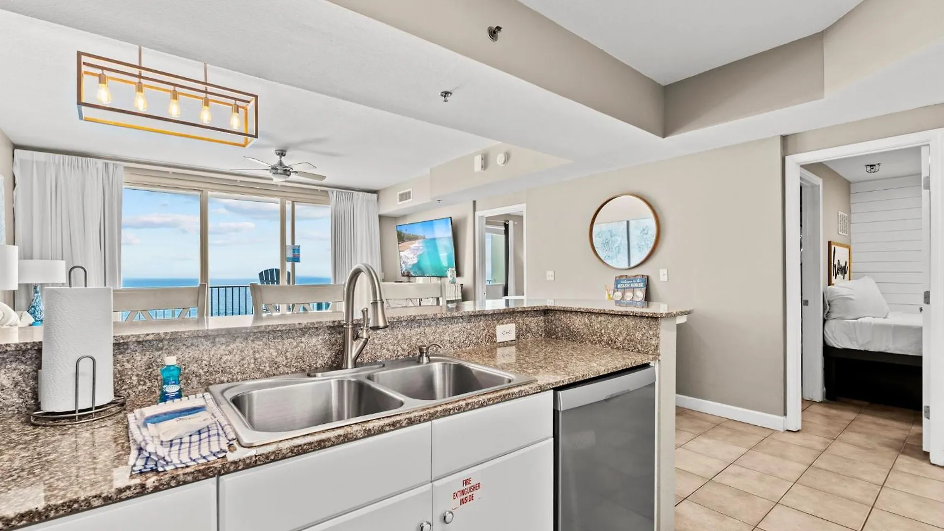 Spacious 2-Bedroom Condo Beachfront Resort! By Dolce Vita Getaways Pcb! Panama City Beach