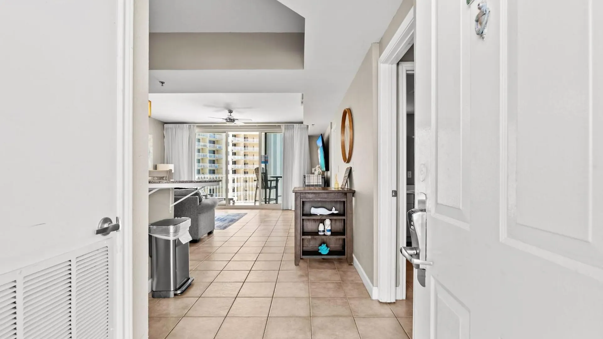 Spacious 2-Bedroom Condo Beachfront Resort! By Dolce Vita Getaways Pcb! Panama City Beach 0*,
