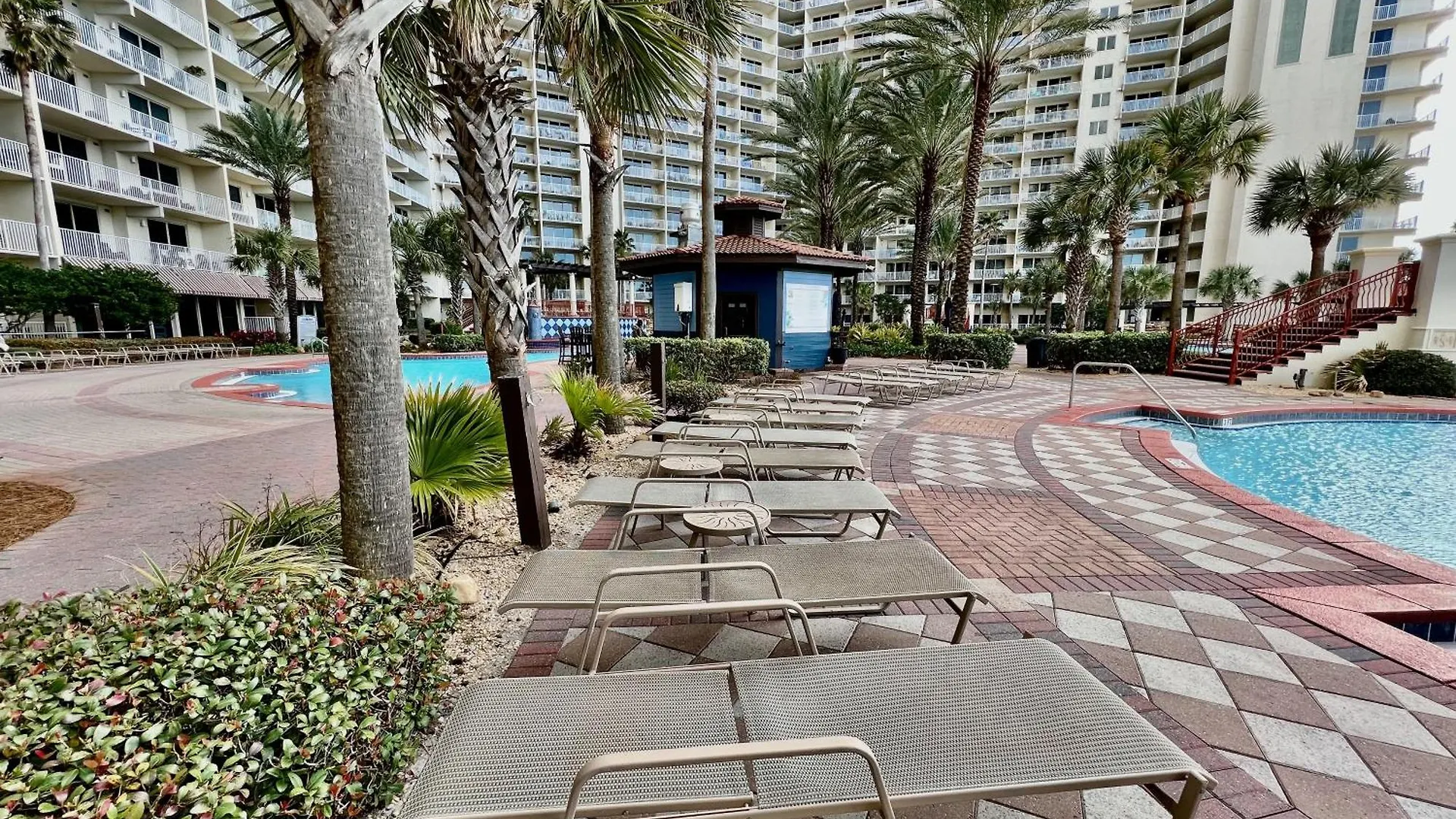 Spacious 2-Bedroom Condo Beachfront Resort! By Dolce Vita Getaways Pcb! Panama City Beach 0*,  ABD